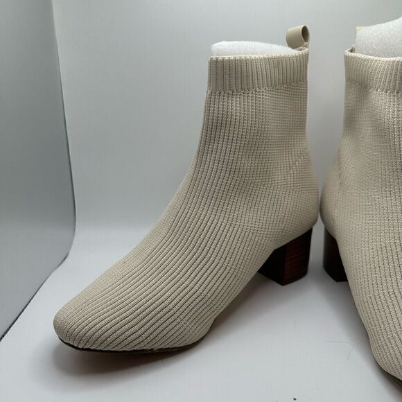 CUSHIONAIRE Women's Neely Stretch bootie +Memory Foam 8 WIDE IVORY - Picture 7 of 7